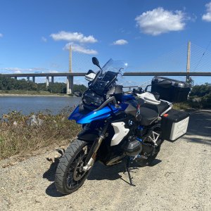 GS1200 at the Canal.jpg